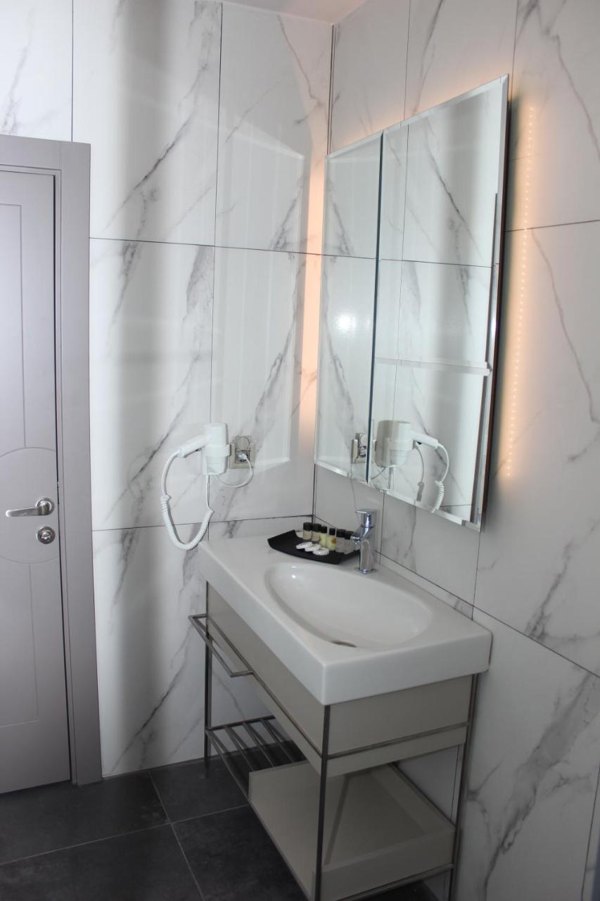 Anka Premium Hotel Istanbul Bagian luar foto